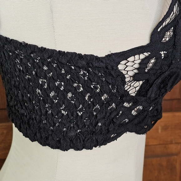 Free People Black Adella Crochet Bralette Black Lace Large - Picture 5 of 13